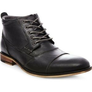 STEVE MADDEN black “Jabbar” lace up side zip boot retailed $100